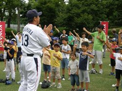 画像ギャラリー No.002のサムネイル画像 / KONAMI協賛の「KONAMI 野球であそぼう!presents キャッチボールしよう in 東京ミッドタウン」が7月30日と31日の2日間開催