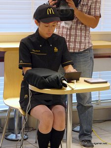 画像ギャラリー No.012のサムネイル画像 / ドナルド・マクドナルド先生が子供達に“食育”をレクチャー。「DS マック アドベンチャー」の体験会と食育ワークショップのイベントレポートを掲載