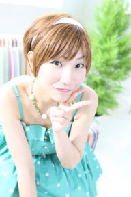 画像ギャラリー No.001のサムネイル画像 / 長谷川明子さん,待望の1stアルバム「Simply Lovely」を9月21日に発売