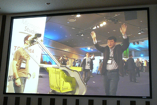 画像ギャラリー No.023のサムネイル画像 / Microsoft主催の学生技術コンテスト「Imagine Cup 2012」で,日本代表チームが日本歴代最高位の世界第2位に入賞。帰国後報告会の模様をお届け