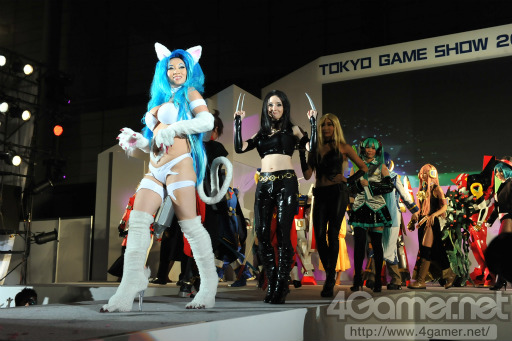 TGS 2012200̾ᤤץ쥤䡼ޤäCOSPLAY COLLECTION NIGHTTGSפեȥݡ