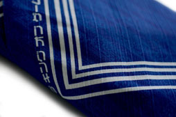 画像ギャラリー No.022のサムネイル画像 / 「THE KING OF GAMES」,秋の新作はマリオ/ルイージの刺繍が目を惹くシャンブレーシャツ。9月28日22:00に販売開始