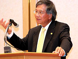 画像ギャラリー No.003のサムネイル画像 / レベルファイブの日野晃博氏も登壇した「福岡市ビジネスセミナー2012」聴講レポート。福岡市をクリエイティブシティにするには,市民全体の強い意志が不可欠