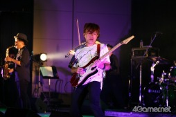 画像ギャラリー No.004のサムネイル画像 / 数々の名作の楽曲をバンド演奏で披露。著名コンポーザー達のトークも冴え渡ったゲーム音楽フェス「Return to 4star」の模様をレポート