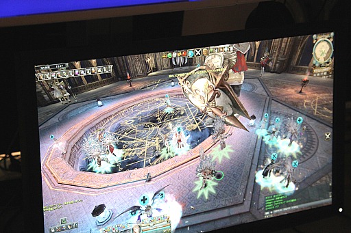 画像ギャラリー No.018のサムネイル画像 / 「グラナド・エスパダ」2013年10月アップデートの先行体験会を開催。「多人数プレイの面白さ」を提供するための施策が紹介された会場の模様をレポート