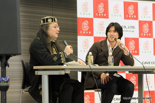 画像ギャラリー No.002のサムネイル画像 / 「真・女神転生IMAGINE」ディレクターの岸 知秀氏と鈴木大司教がさまざまなテーマで語り合ったトークイベントのレポートを掲載