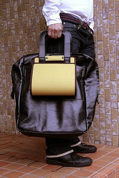 画像ギャラリー No.010のサムネイル画像 / PSP用グリップ&バッグの新型がMSYから登場