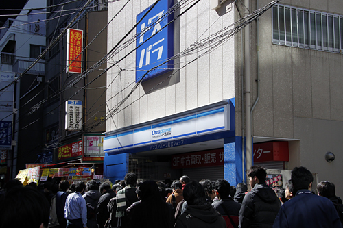 画像ギャラリー No.002のサムネイル画像 / 大型パーツショップ「ドスパラ パーツ館」がT-ZONE跡地にオープン。3月27日までオープニングセールを実施