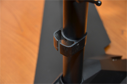 画像ギャラリー No.015のサムネイル画像 / XFXブランドの3画面ディスプレイスタンド「XFX Triple Display Monitor Stand」を組み立ててみた