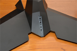 画像ギャラリー No.023のサムネイル画像 / XFXブランドの3画面ディスプレイスタンド「XFX Triple Display Monitor Stand」を組み立ててみた