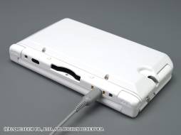 画像ギャラリー No.004のサムネイル画像 / ゲームテック,3DS LL用大容量バッテリー全2色を発売。駆動時間が約2倍に