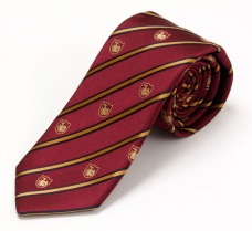 画像ギャラリー No.009のサムネイル画像 / リザードングッズがポケモンセンターで3月9日に発売。ネクタイやキーケースなど大人向けアイテムもラインナップ