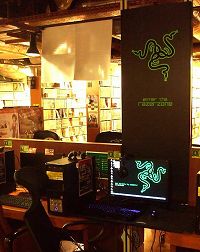 画像ギャラリー No.002のサムネイル画像 / Razerのゲーマー向けデバイスをアキバのアイ・カフェで試そう