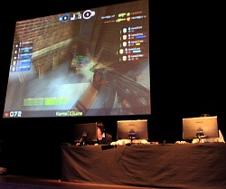 画像ギャラリー No.007のサムネイル画像 / 「Karma」が2連覇達成! 新情報や声優トークショウで大盛り上がりの「ペーパーマン」オフラインイベント「PaperMan ChampionShip 2011」レポート