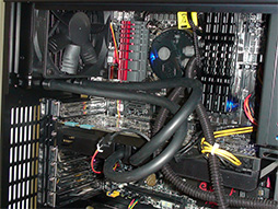 画像ギャラリー No.005のサムネイル画像 / G-Tune,ゲーマー向けPC計5製品を発表。GeForce 800M搭載ノートPCや1ボタンオーバークロック機能搭載デスクトップPCをラインナップ