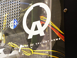 画像ギャラリー No.003のサムネイル画像 / G-Tune,「AVA」ロゴ入りのクリアサイドパネルをBTOオプションに追加