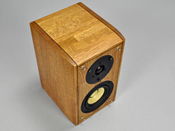 画像ギャラリー No.008のサムネイル画像 / これが「20年使えるゲーマー向けスピーカー」だ。音に悩めるゲーマーへ捧ぐ,本当によいスピーカーの話