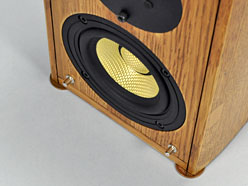 画像ギャラリー No.015のサムネイル画像 / これが「20年使えるゲーマー向けスピーカー」だ。音に悩めるゲーマーへ捧ぐ,本当によいスピーカーの話