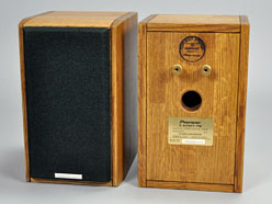 画像ギャラリー No.018のサムネイル画像 / これが「20年使えるゲーマー向けスピーカー」だ。音に悩めるゲーマーへ捧ぐ,本当によいスピーカーの話