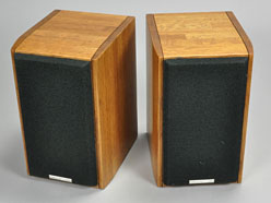 画像ギャラリー No.020のサムネイル画像 / これが「20年使えるゲーマー向けスピーカー」だ。音に悩めるゲーマーへ捧ぐ,本当によいスピーカーの話