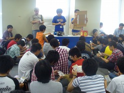 画像ギャラリー No.018のサムネイル画像 / 「ゲットアンプドX」第3回世界大会の勝負の行方は? 「ゲットアンプドワールドフェスティバル2010」イベントレポート