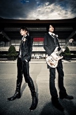 画像ギャラリー No.001のサムネイル画像 / アットゲームズ,“GRANRODEO”とタイアップ。ゲーム内に登場も