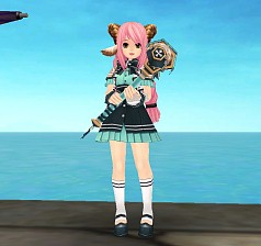 画像ギャラリー No.005のサムネイル画像 / 「TARTAROS」腕章が正義の印?「10月の幸運箱」で新アバターを入手せよ