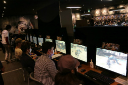 画像ギャラリー No.006のサムネイル画像 / 「MHF-G」の「新アクション!スラッシュアックスF先行体験会」が開催。「G10」アップデートの最新情報もお披露目に