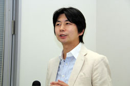 画像ギャラリー No.024のサムネイル画像 / 「ゲームオンフェスティバル 2012」で行われた「AVA」の大会と,新ポータル「Pmang」のメディア向けプレゼンをレポート。「ArcheAge」や「ロードス島戦記」など新作のムービーも公開