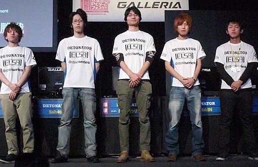 画像ギャラリー No.002のサムネイル画像 / 「Alliance of Valiant Arms」公式大会は,名勝負続出のなか,クラン「DeToNator」が「護衛」「爆破」の両部門で初の二冠を達成