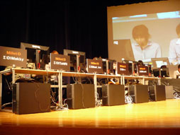 画像ギャラリー No.014のサムネイル画像 / 日本一の座と世界への切符を手に入れたのは,「HollowMellow(LIA-BLUFF)」。激戦だらけだった「クロスファイアチャンピオンシップ2012」レポート