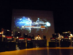 画像ギャラリー No.029のサムネイル画像 / 日本一の座と世界への切符を手に入れたのは,「HollowMellow(LIA-BLUFF)」。激戦だらけだった「クロスファイアチャンピオンシップ2012」レポート