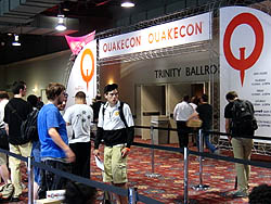 画像ギャラリー No.002のサムネイル画像 / Access Accepted第313回:「QuakeCon 2011」で見た,LANパーティーというカルチャー