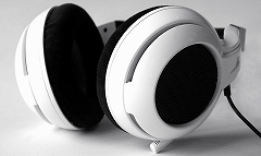 画像ギャラリー No.005のサムネイル画像 / SteelSeries,“凄腕”プレイヤーを招いた新製品発表会を12月7日に開催