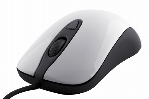 画像ギャラリー No.004のサムネイル画像 / 「SteelSeries Kinzu」のスイッチとマウスソールを変更した「Special Edition Red」が4月15日に登場