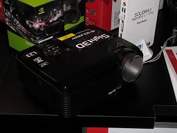 画像ギャラリー No.001のサムネイル画像 / DIGITAL CONTENT EXPO 2009で見た立体映像デバイスの最先端情報