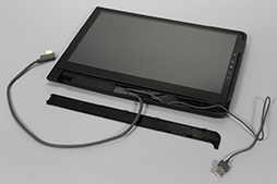 画像ギャラリー No.006のサムネイル画像 / ノートPC用セカンダリ液晶ディスプレイはゲーマーにとって使えるものなのか。GeChic製「On-Lap1301」を試す