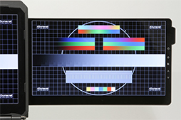 画像ギャラリー No.021のサムネイル画像 / ノートPC用セカンダリ液晶ディスプレイはゲーマーにとって使えるものなのか。GeChic製「On-Lap1301」を試す