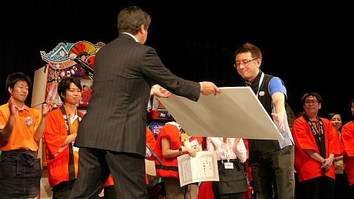 画像ギャラリー No.012のサムネイル画像 / おもてなしの達人を決めるドン! トップクラスの接客技術が披露された「第5回 N1グランプリ」の模様をレポート