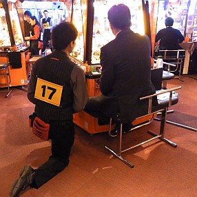 画像ギャラリー No.012のサムネイル画像 / 実践的な接客サービス力が試された「ADORES 第4回接客サービスコンテスト」。“アドアーズ錦糸町店”の一日に密着レポート