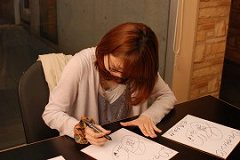 画像ギャラリー No.002のサムネイル画像 / それ逆! 日焼け逆! 逆だって!! アップデートで「アークサイン」に,どういう格好で焼いたのか気になりすぎる女子アバターなどが追加される