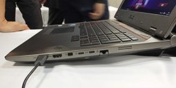 画像ギャラリー No.017のサムネイル画像 / ASUS,世界初の外付け液冷ユニット付きゲームノートPC「GX700VO」を発表。2月19日に60万円弱で発売