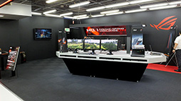 画像ギャラリー No.005のサムネイル画像 / 「R.O.G.」専門のショップインショップが秋葉原にオープン。イベント利用重視の店内を一足先にチェックしてきた