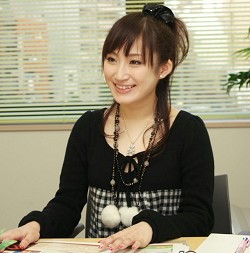 画像ギャラリー No.004のサムネイル画像 / 「モンスターヴェルト オンライン」の今後はどうなる? ミス農園娘に選ばれた上原すずさんがやってきた