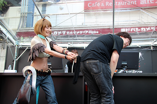 画像集#010のサムネイル/「ブレイドアンドソウル」のパッケージ発売を記念して3日間の無料プレイチケットが1000名に当たる。秋葉原で記念イベントが開催