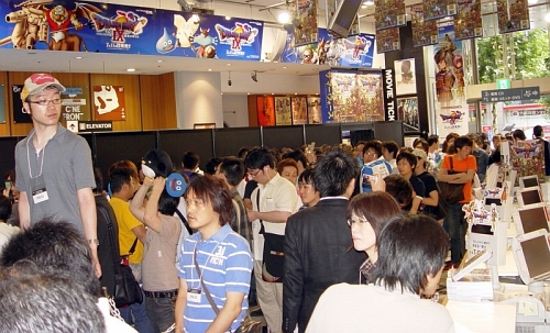 画像ギャラリー No.006のサムネイル画像 / 国民的RPGの最新作が5年ぶりに登場! 堀井雄二氏も駆けつけた「ドラゴンクエストIX 星空の守り人」発売カウントダウンイベントの模様をレポート