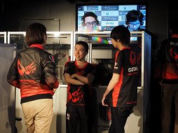 画像ギャラリー No.015のサムネイル画像 / 「LEAGUE OF LEGENDS JAPAN LEAGUE 2015 SEASON2」が開幕。各チームが大幅に選手を入れ替えて新体制で臨んだ試合の模様をレポート