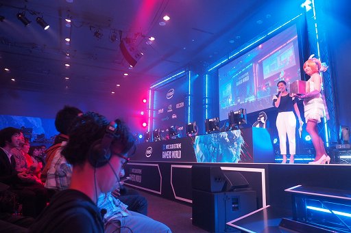 画像ギャラリー No.006のサムネイル画像 / 「League of Legends」の1v1最強を決める「最強ソロレーナー決定戦」をレポート。一般参加のプレイヤーがAniviaで優勝