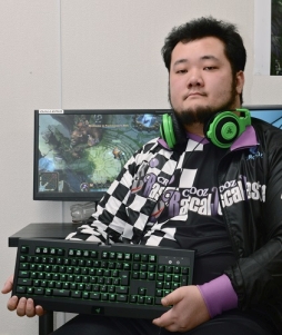 画像ギャラリー No.002のサムネイル画像 / プロゲームチーム「CROOZ Rascal Jester」の2016年初戦は,LJL 2016