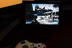 画像ギャラリー No.013のサムネイル画像 / 【西川善司】裸眼立体視対応で7800円。格安のUSBディスプレイを試してみる(後編)〜PCゲームの立体視に挑戦するの巻